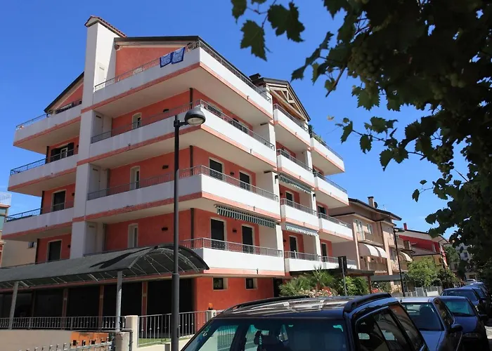 Maestrale Canova Apartments